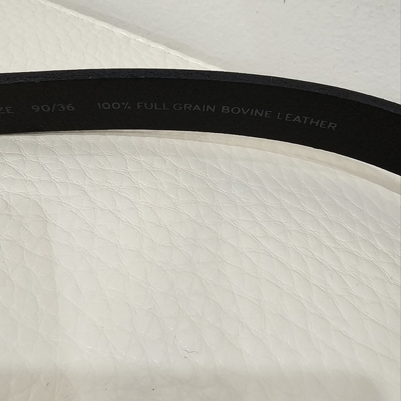 Levi's ORIGINAL Black Leather Belt Thin Logo Size M 90/36 - Picture 4 of 5